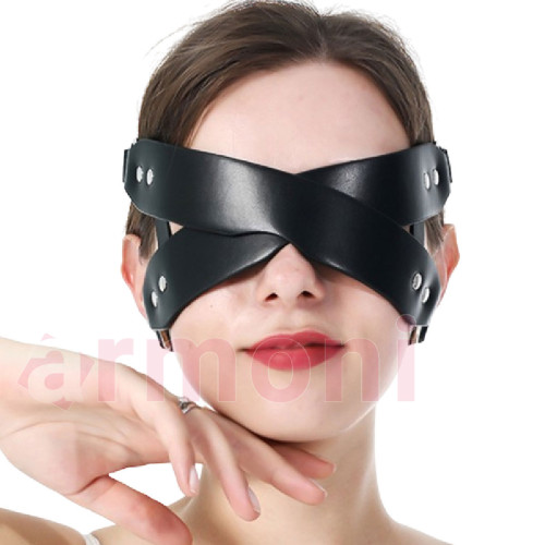 Çapraz Ayarlanabilir Kapalı Deri Göz Bandı Çapraz Ayarlanabilir Kapalı Deri Göz Bandı